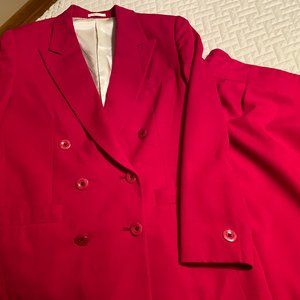 Ladies skirt suit